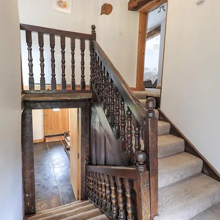 Satterthwaite - Sleep 8